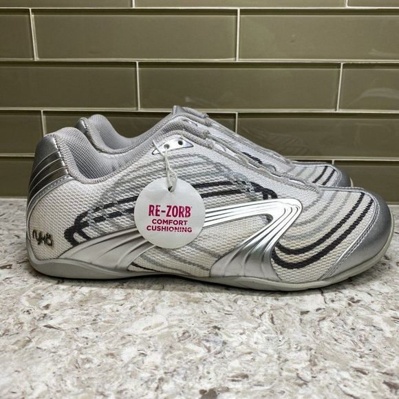 NWT Ryka Studio D XT Training Shoes 7.5 but run very small ( size 6) - Picture 4 of 9